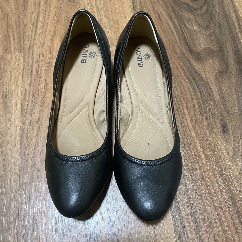 ‼️GUC PETITE WEDGES‼️